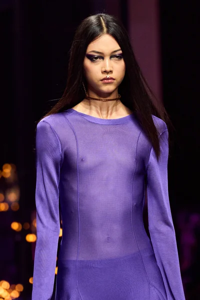 Look 48